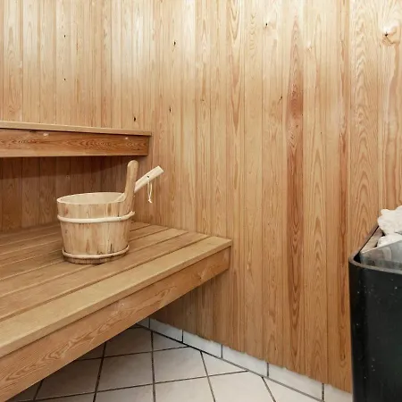 8 Person Holiday In Feriehus